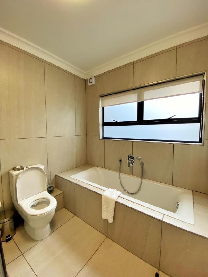 The Northcliff Boutique Hotel Johannesburg Bagian luar foto