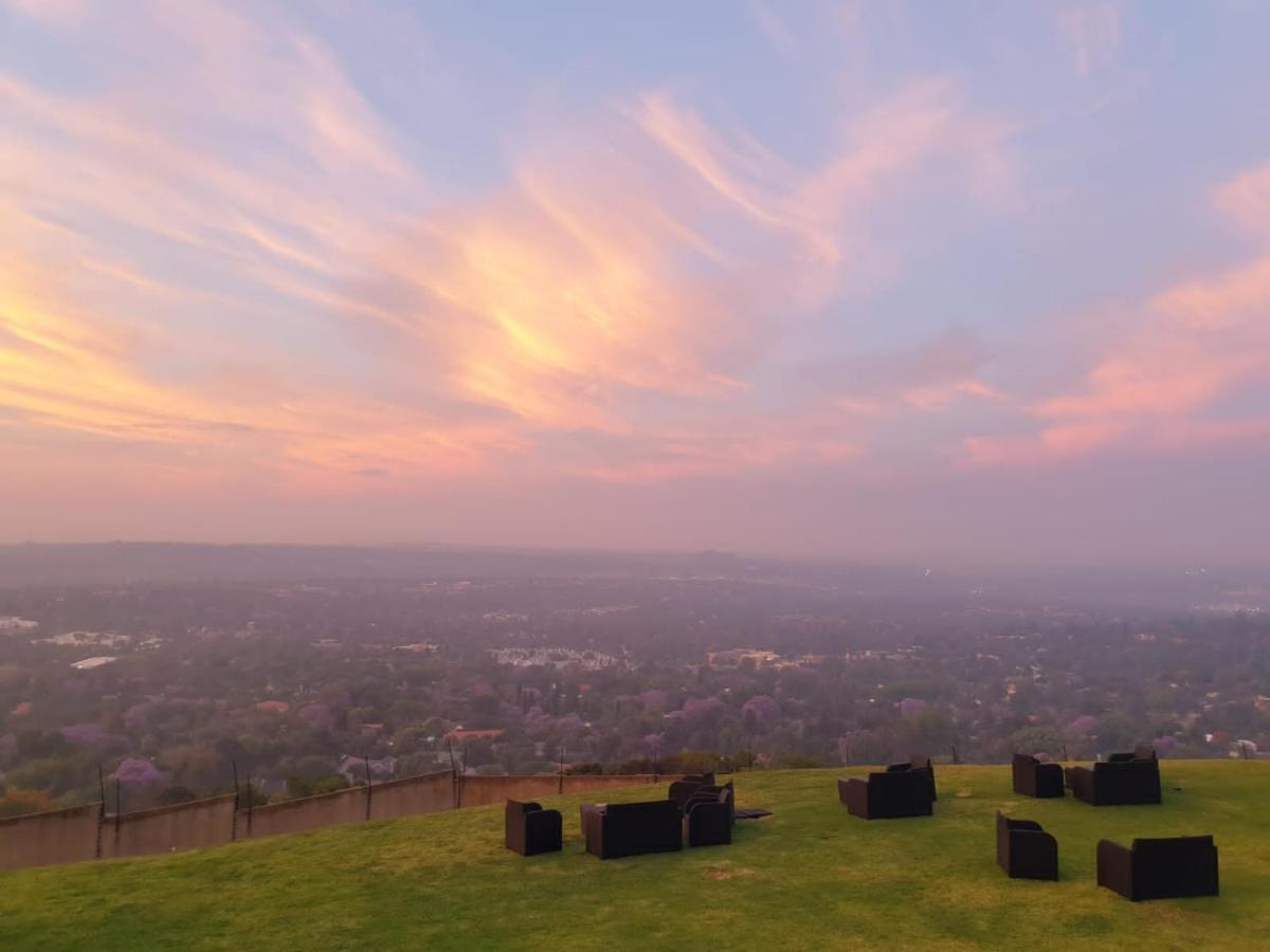 The Northcliff Boutique Hotel Johannesburg Bagian luar foto