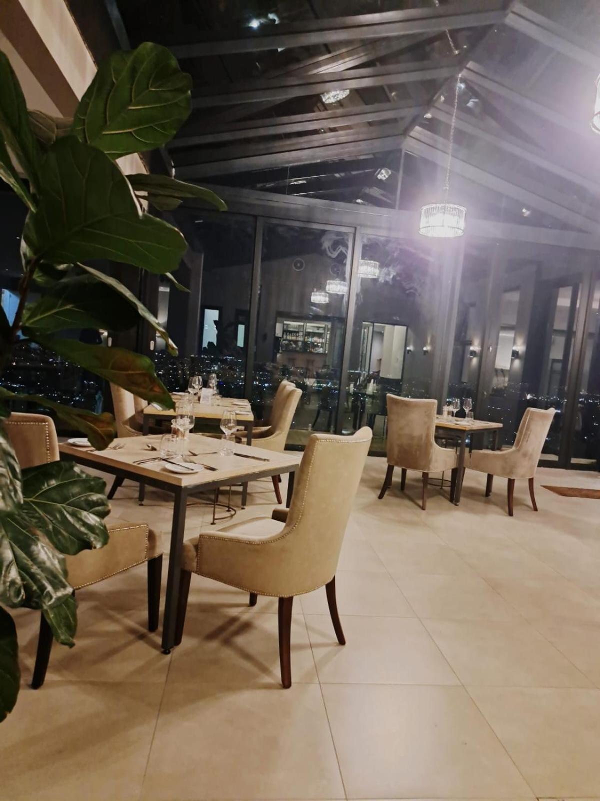 The Northcliff Boutique Hotel Johannesburg Bagian luar foto